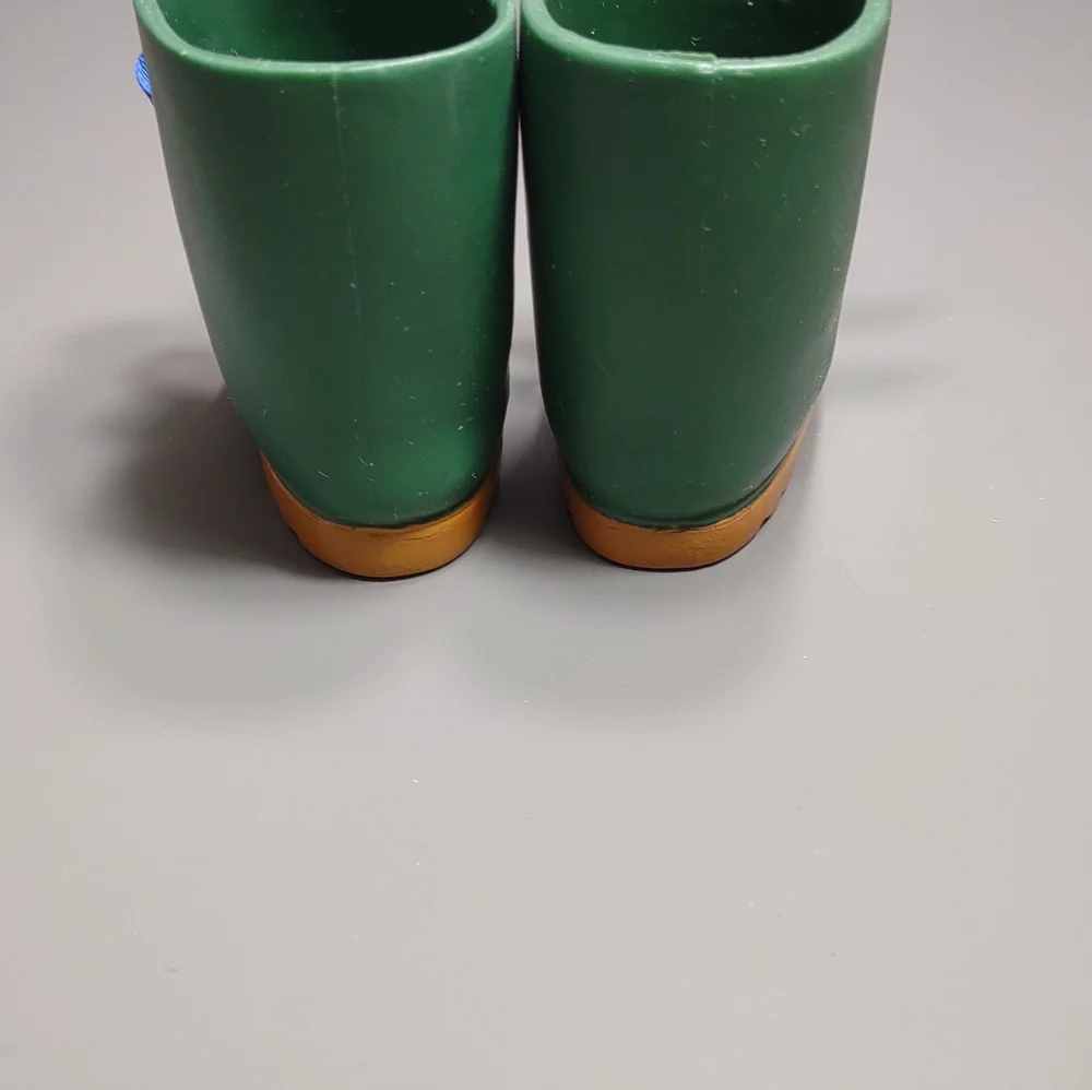 Our generation Battat Green Boots with Blue laces for 18
